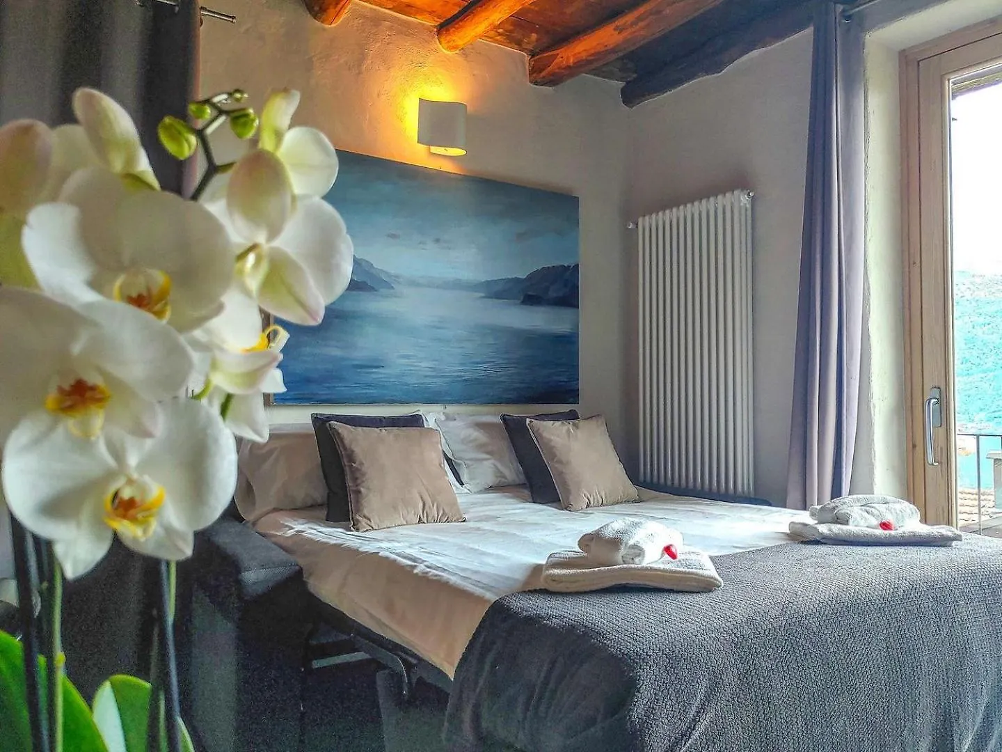 Sunrise'S Lodge Pianello Del Lario アパート